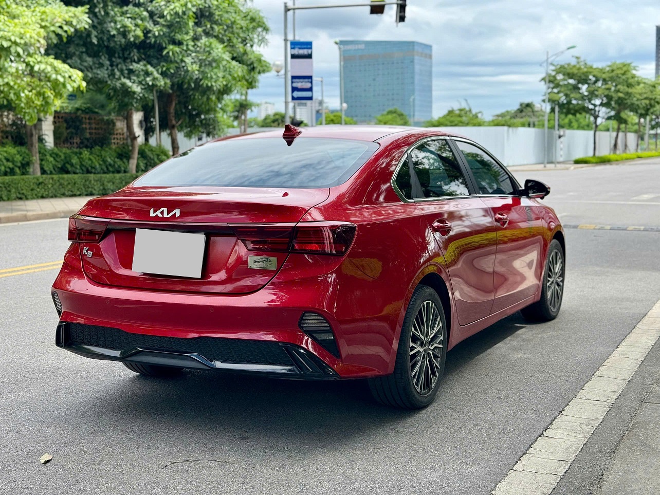 KIA K3 LUXURY 1.6AT 2022 màu đỏ