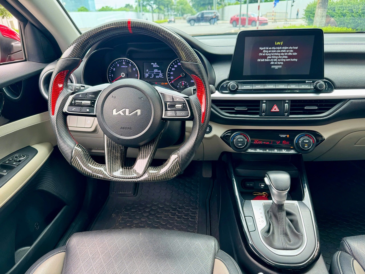 KIA K3 LUXURY 1.6AT 2022 màu đỏ