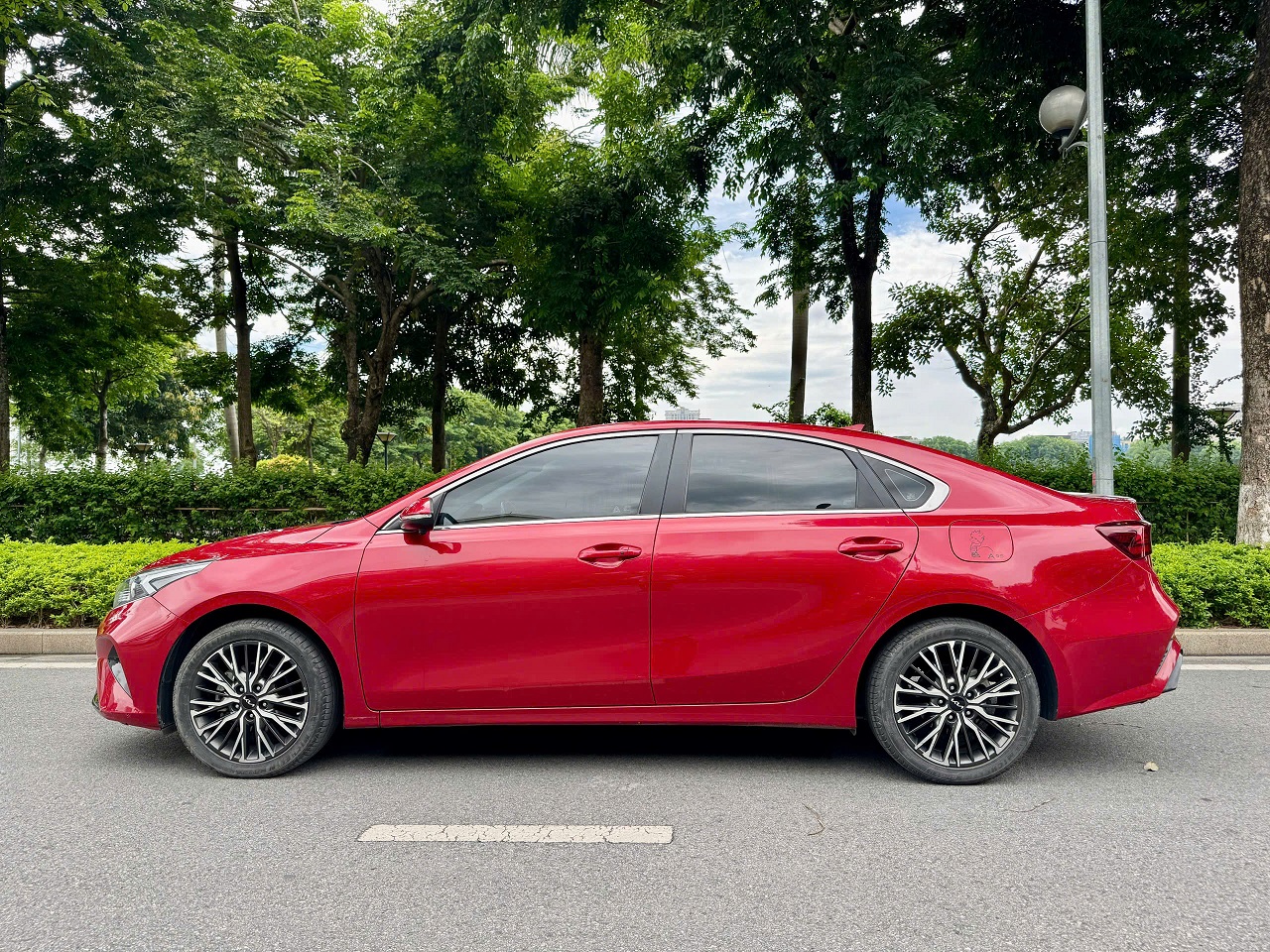 KIA K3 LUXURY 1.6AT 2022 màu đỏ