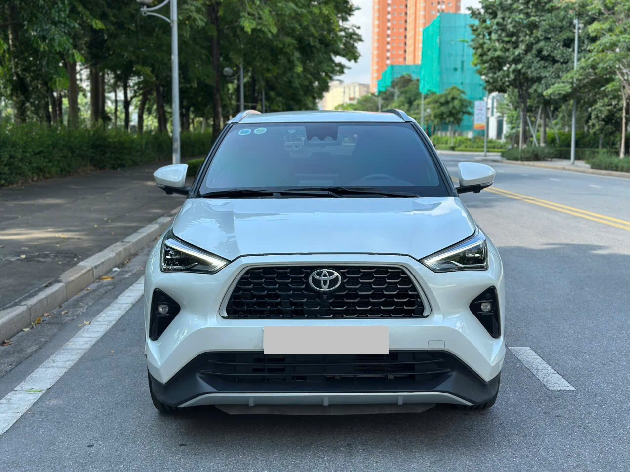 Toyota Yaris Cross 1.5 D-CVT 2024 trắng