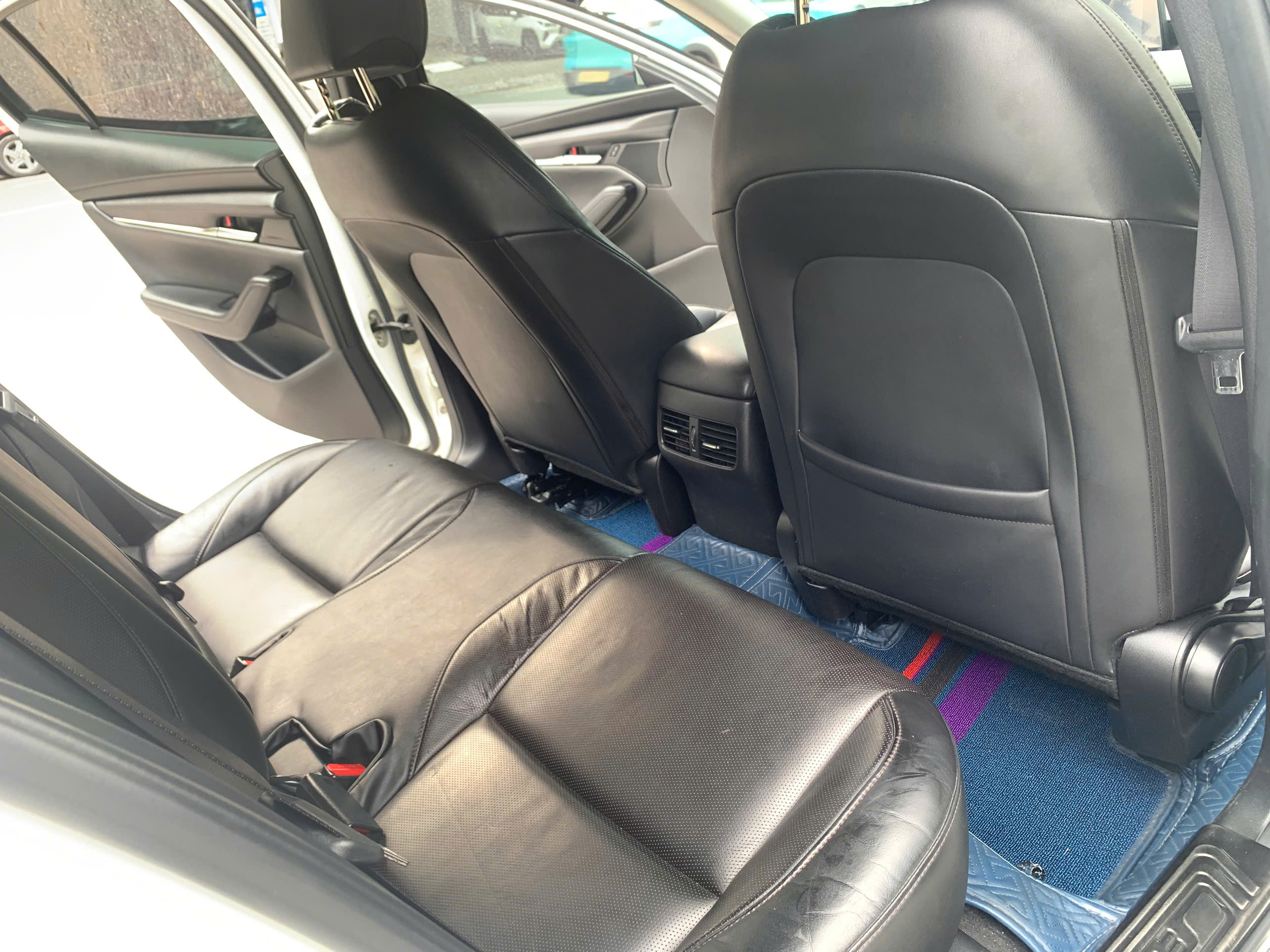 Mazda 3 1.5AT Luxury sản xuất 2021 màu trắng