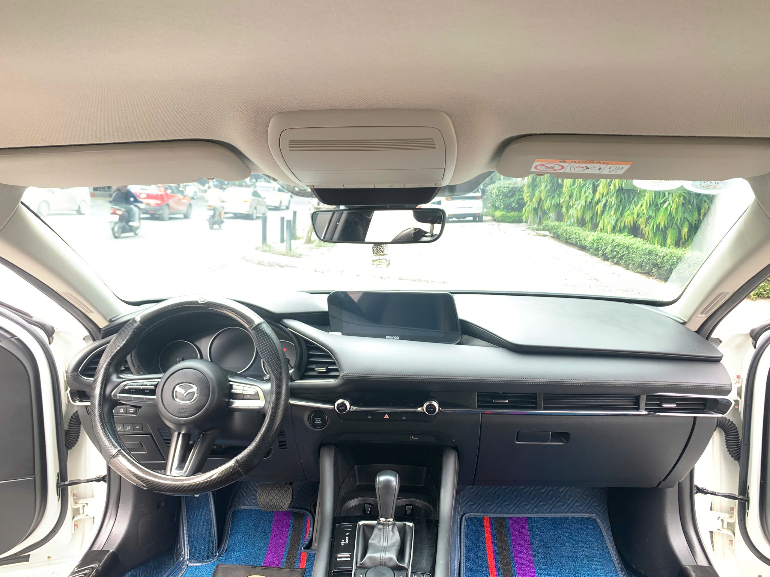 Mazda 3 1.5AT Luxury sản xuất 2021 màu trắng