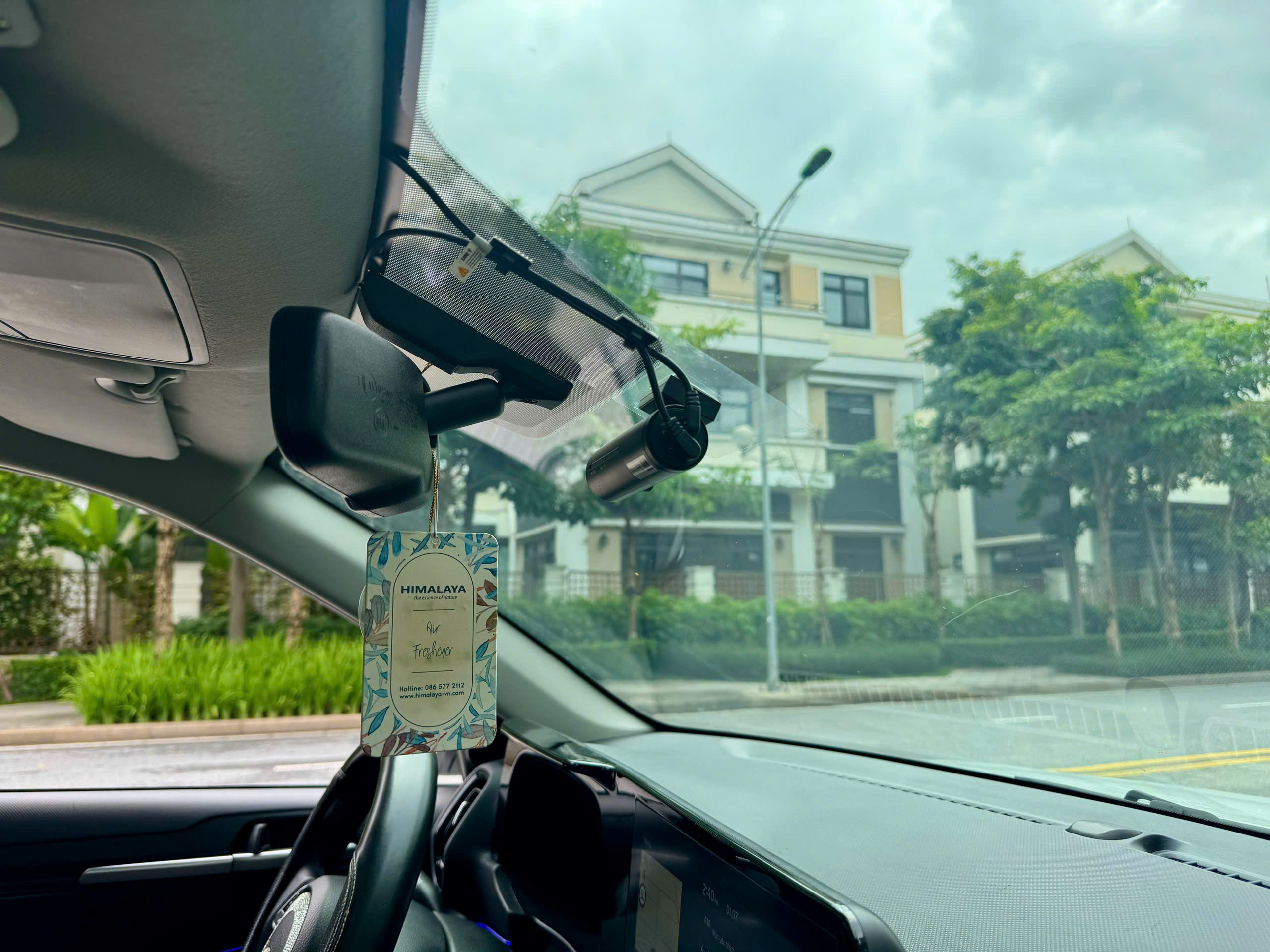 Kia Sonet 1.5 AT Premium 2023 trắng