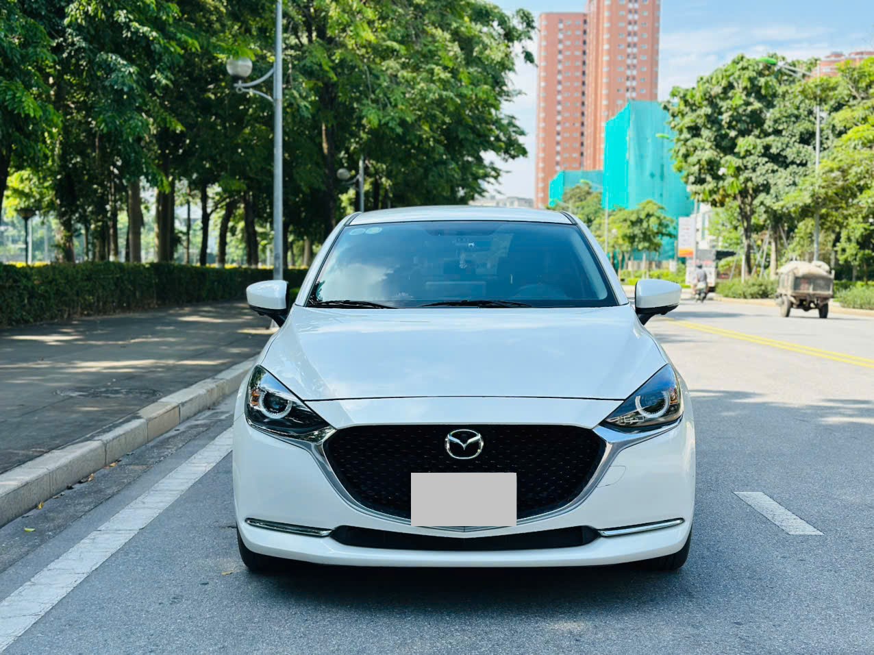 Madza 2 1.5AT luxury 2022 màu trắng