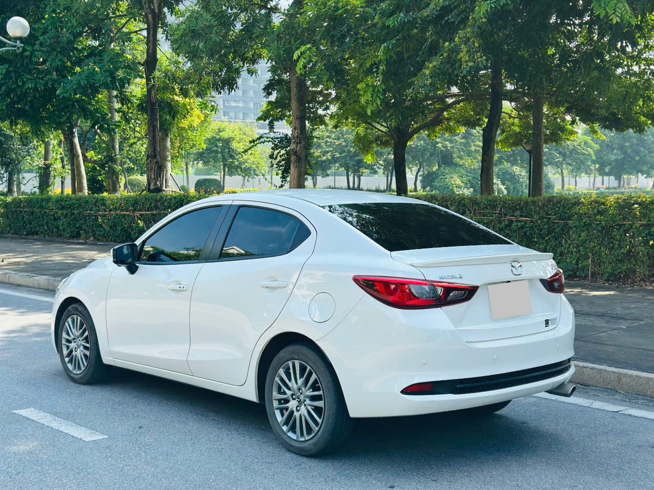 Madza 2 1.5AT luxury 2022 màu trắng