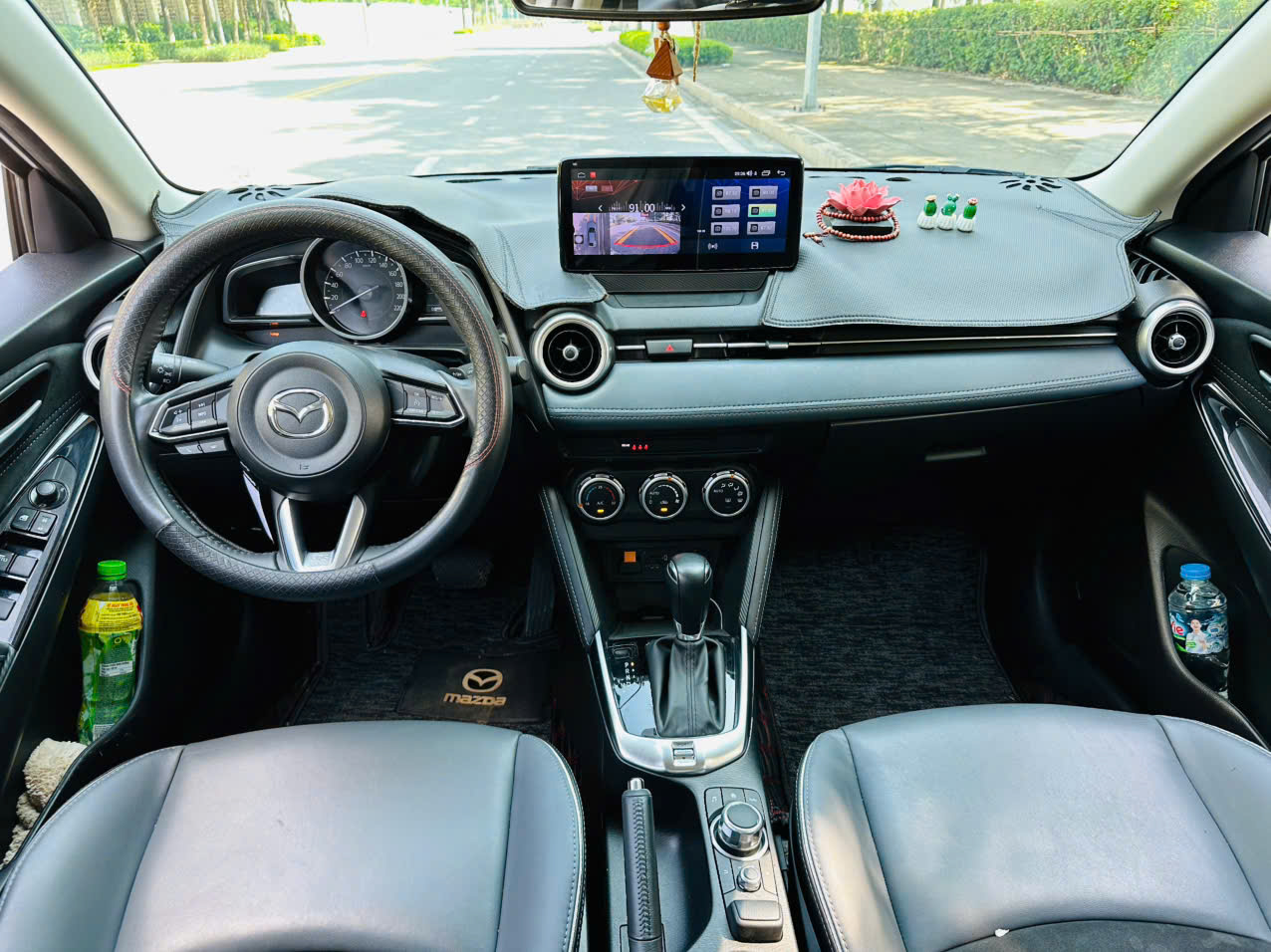 Madza 2 1.5AT luxury 2022 màu trắng