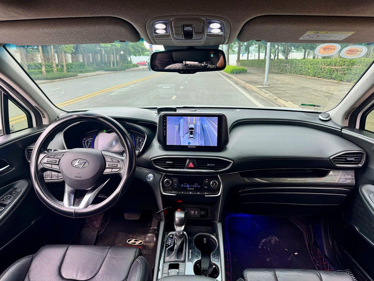 Hyundai Santafe 2.4L HTRAC 2019 trắng