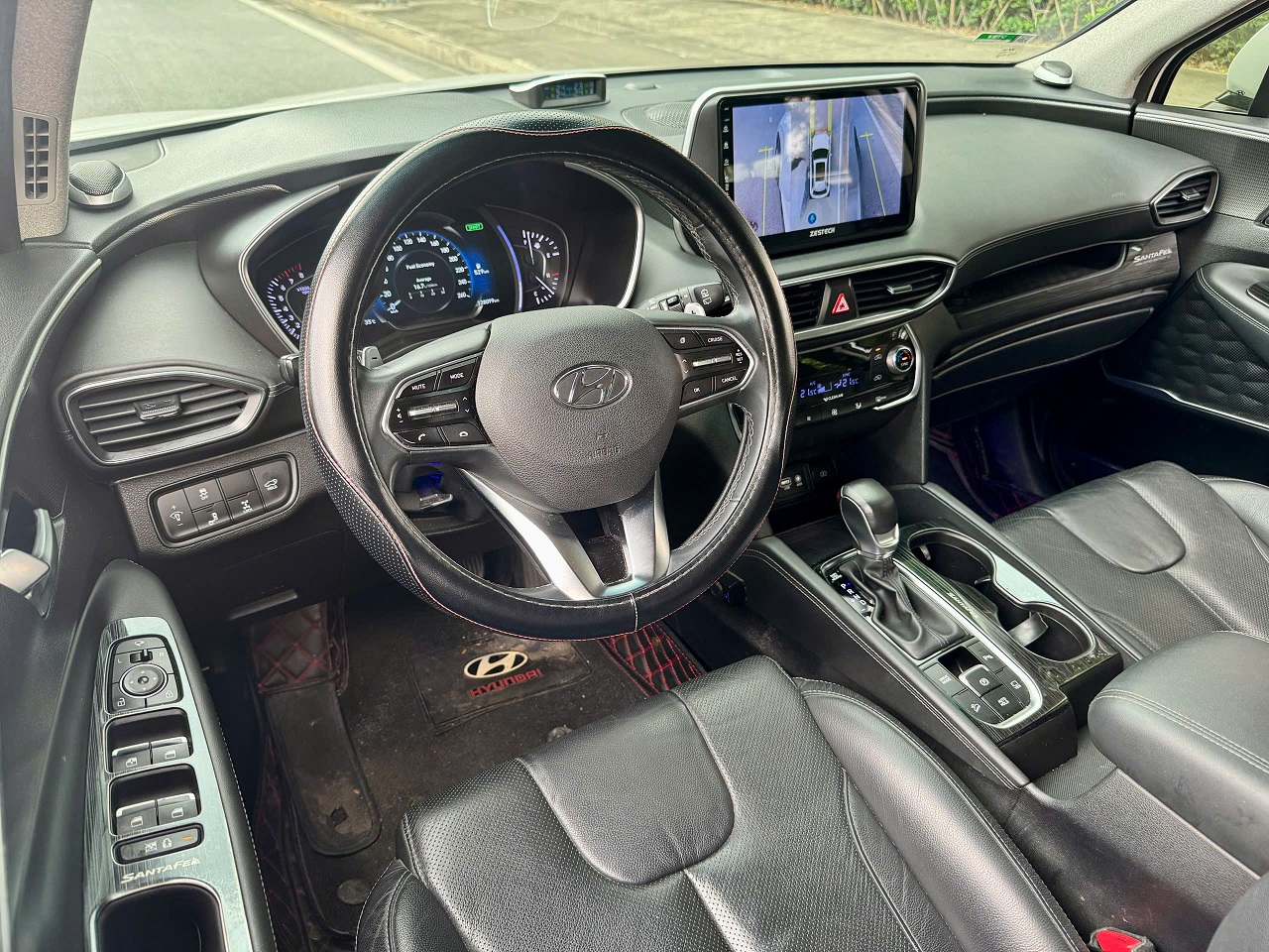 Hyundai Santafe 2.4L HTRAC 2019 trắng