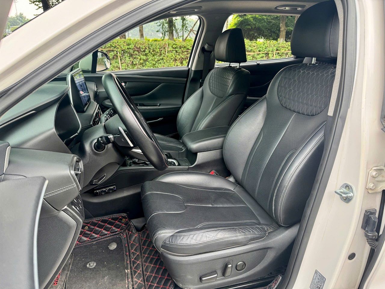 Hyundai Santafe 2.4L HTRAC 2019 trắng