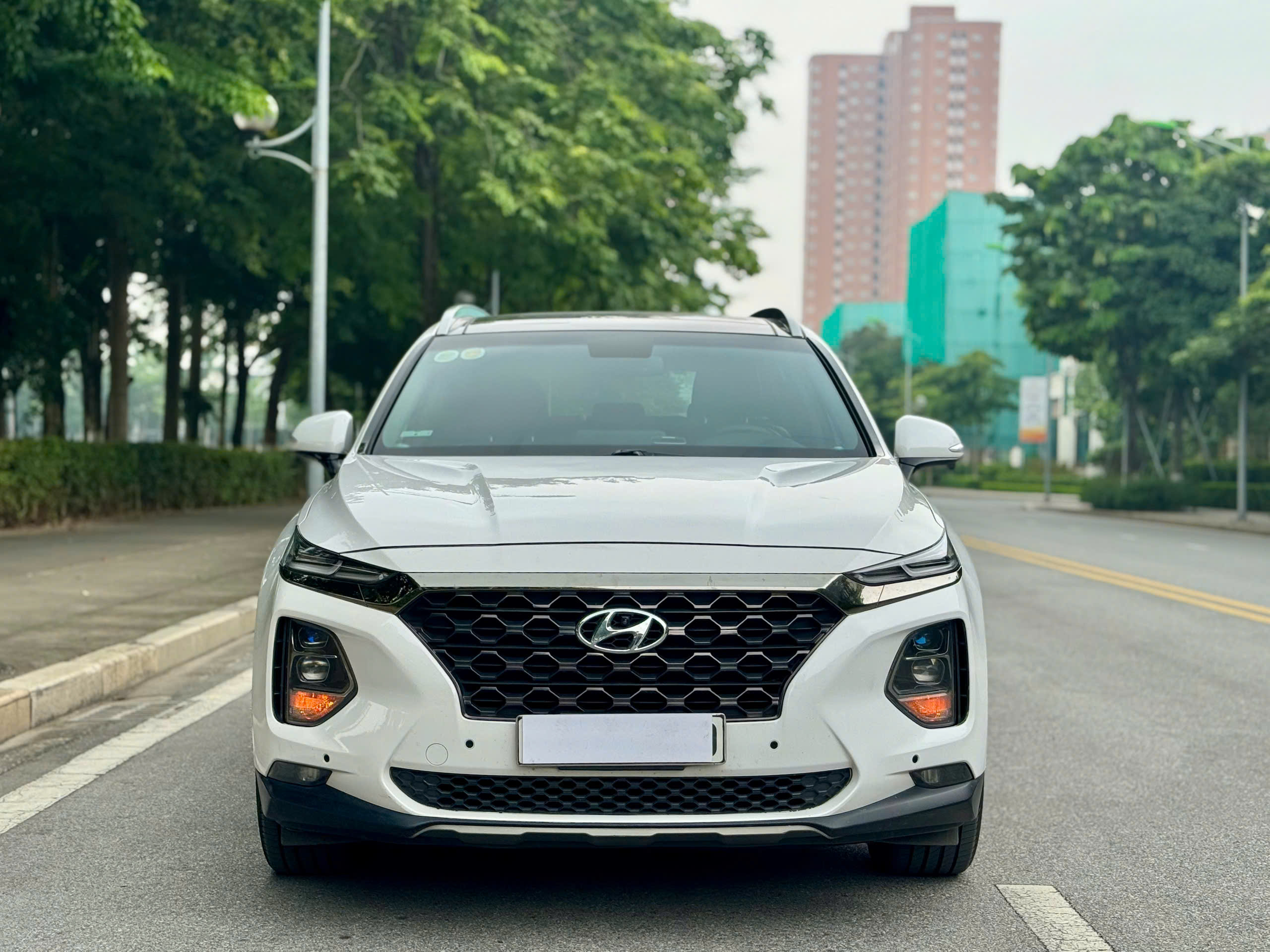 Hyundai Santafe 2.4L HTRAC 2019 trắng