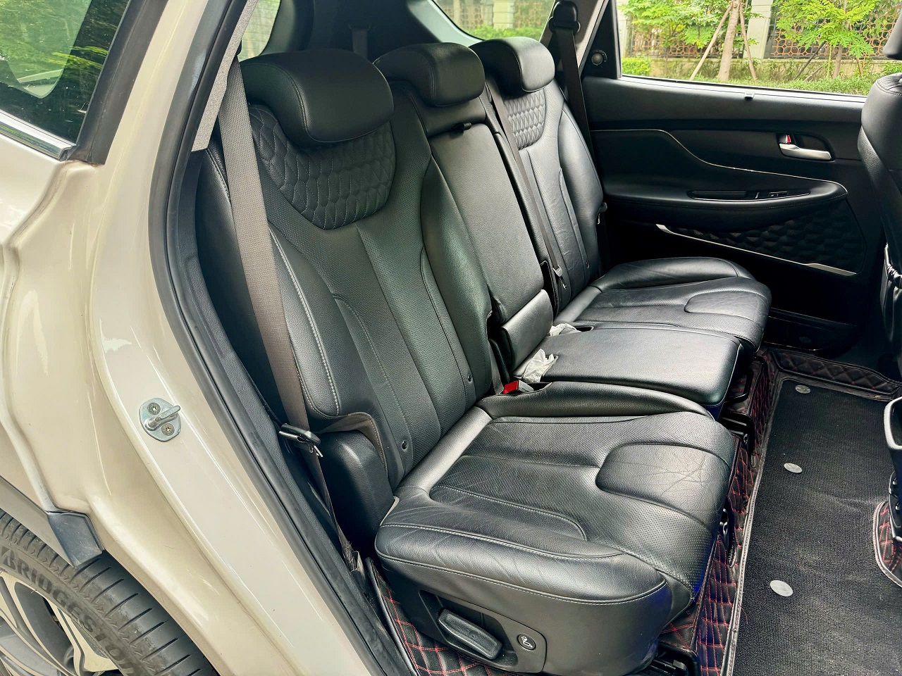 Hyundai Santafe 2.4L HTRAC 2019 trắng