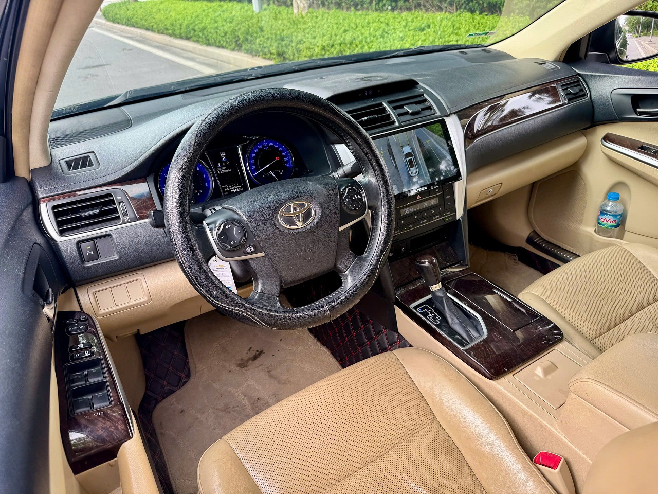 Toyota Camry 2.0E sản xuất 2017 đen