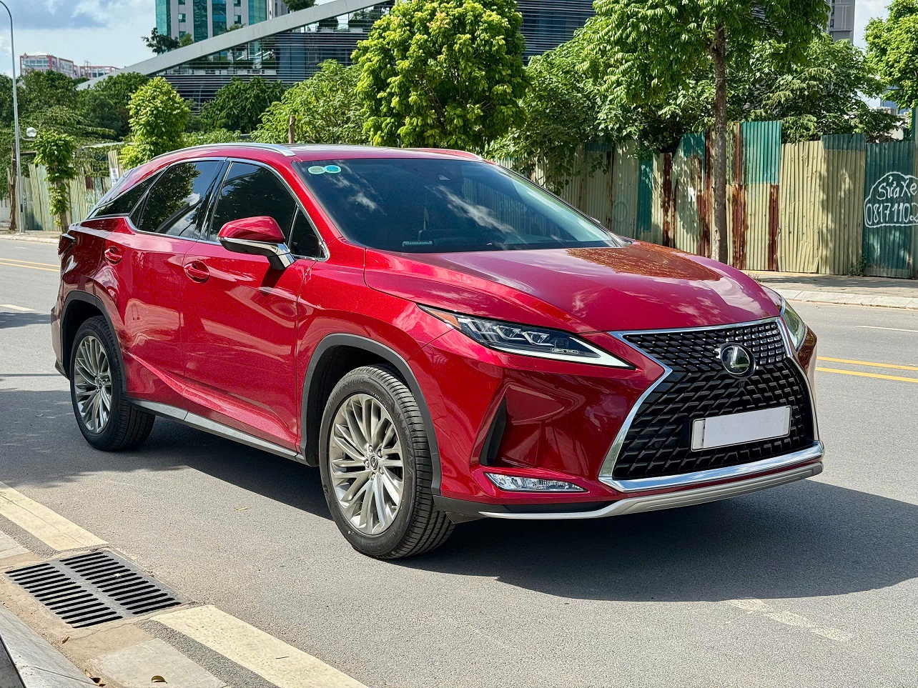 Lexus Rx350 sản xuất 2022 màu đỏ