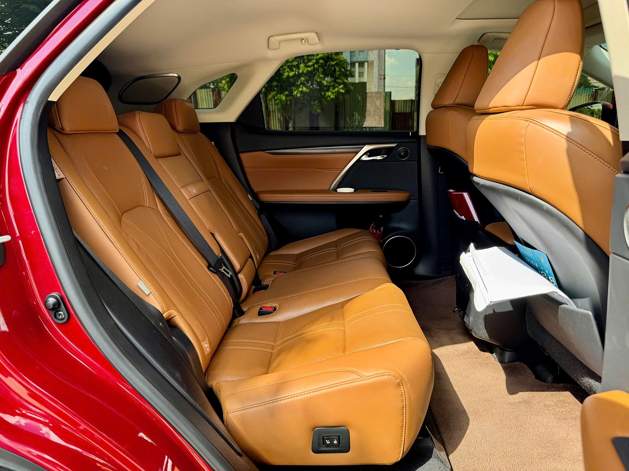 Lexus Rx350 sản xuất 2022 màu đỏ