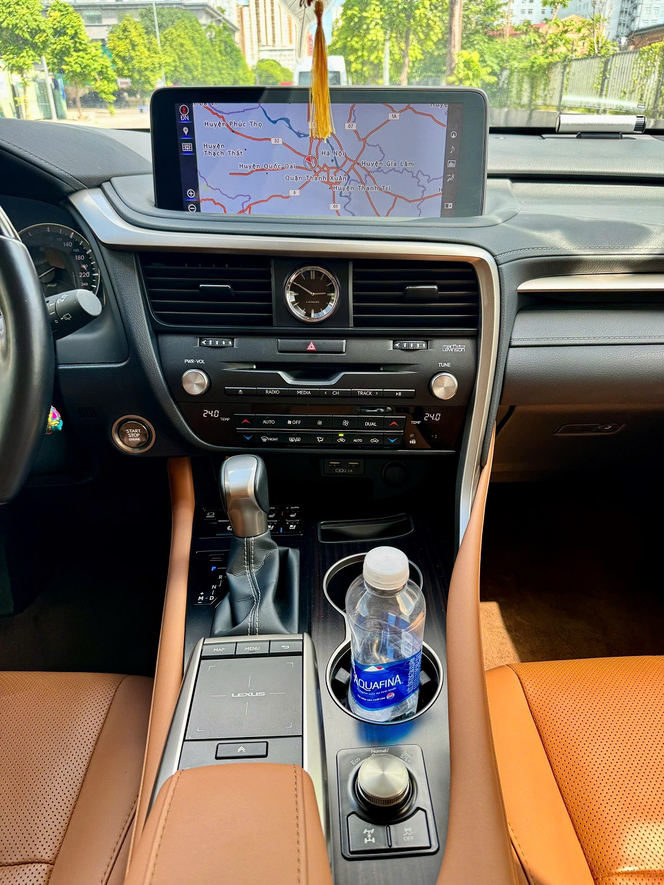 Lexus Rx350 sản xuất 2022 màu đỏ