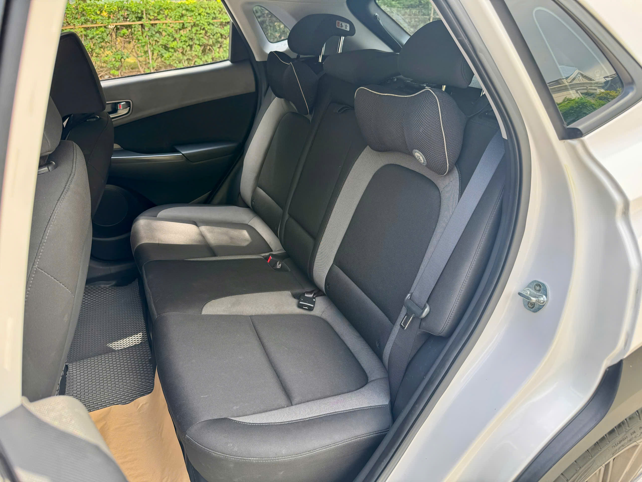 Hyundai Kona 2.0AT 2019 màu trắng