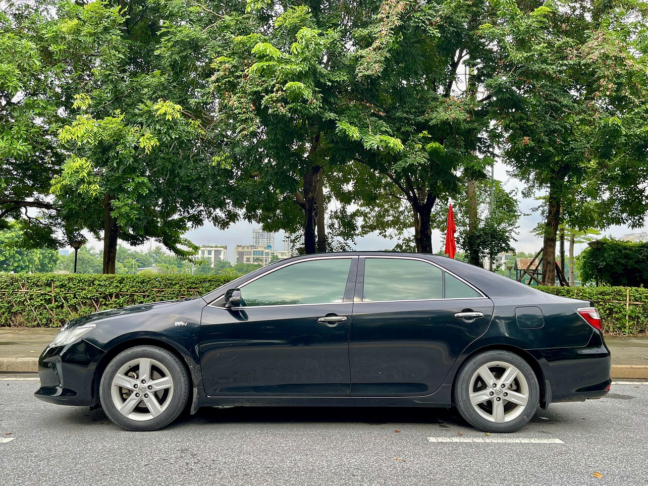 Toyota Camry 2.5Q 2017 đen