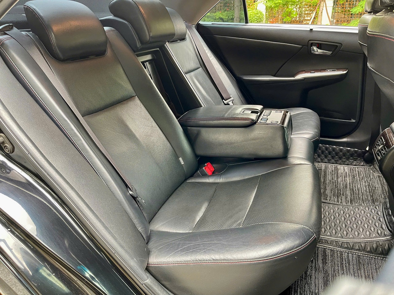 Toyota Camry 2.5Q 2017 đen