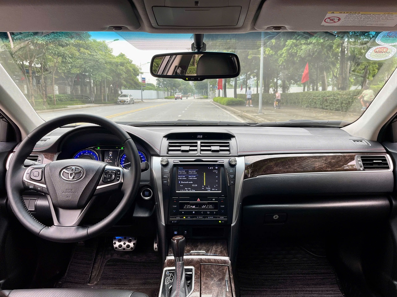 Toyota Camry 2.5Q 2017 đen