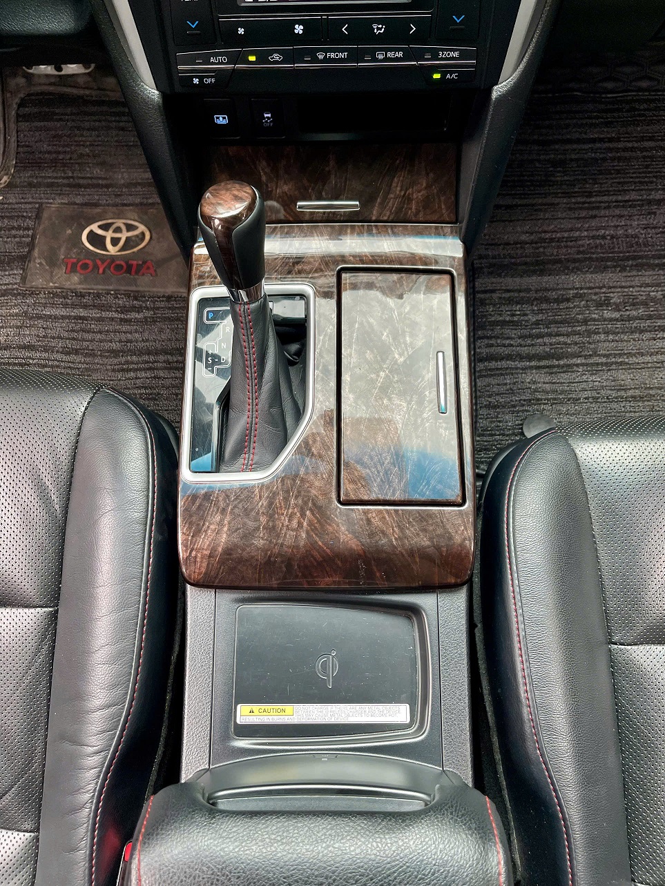 Toyota Camry 2.5Q 2017 đen