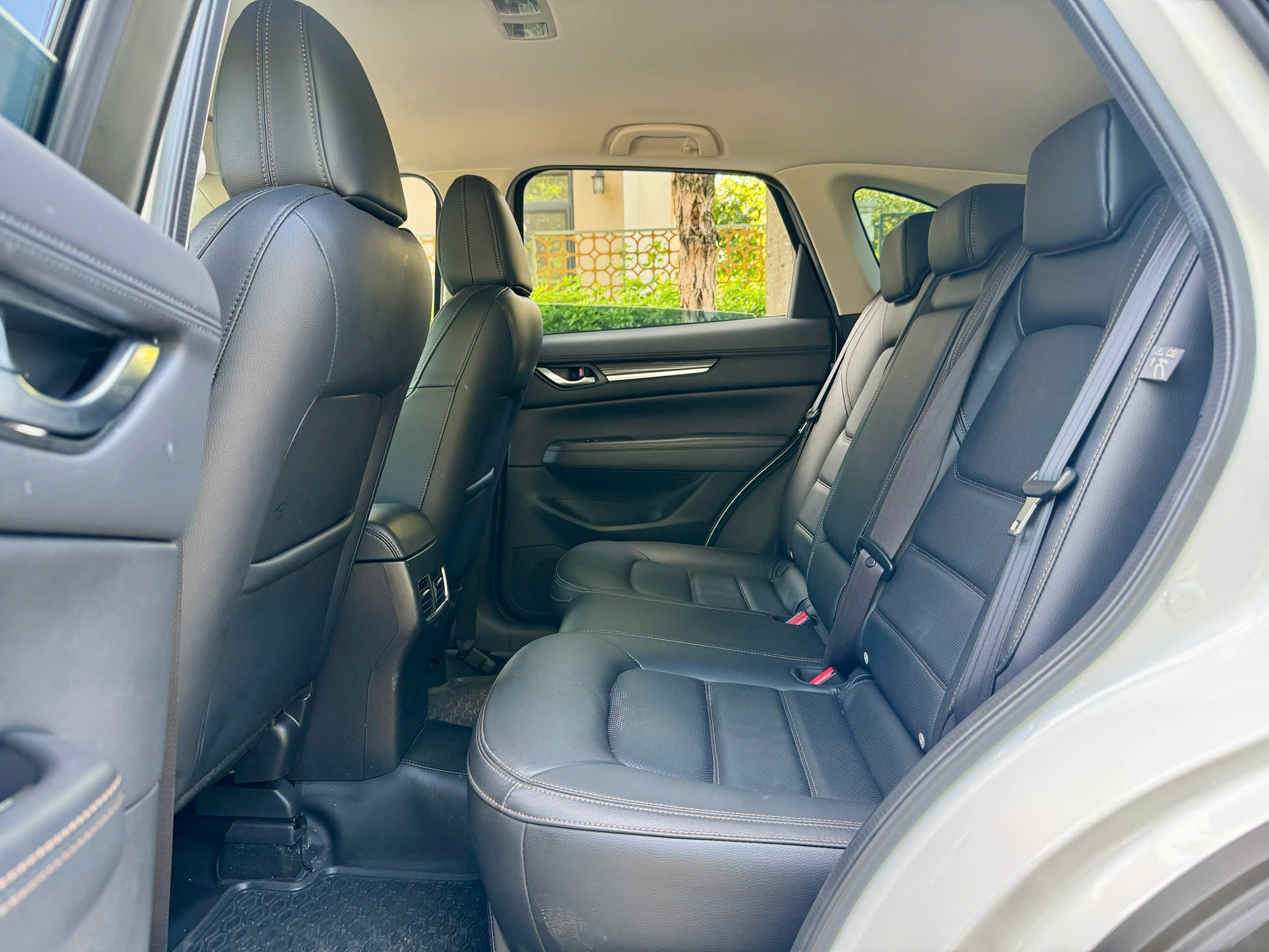 Mazda Cx5 2.0AT Luxury 2025 trắng siêu lướt