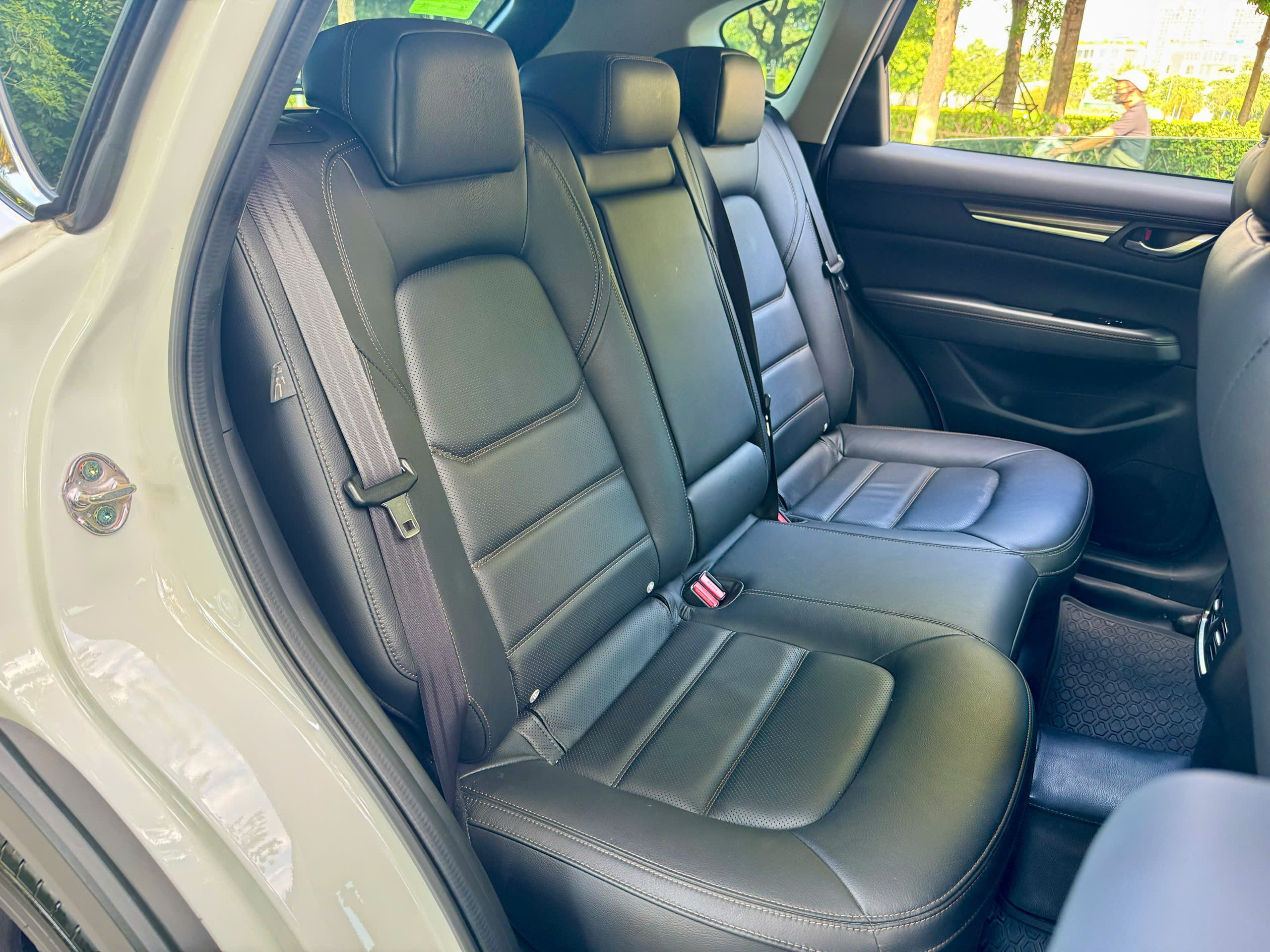 Mazda Cx5 2.0AT Luxury 2025 trắng siêu lướt