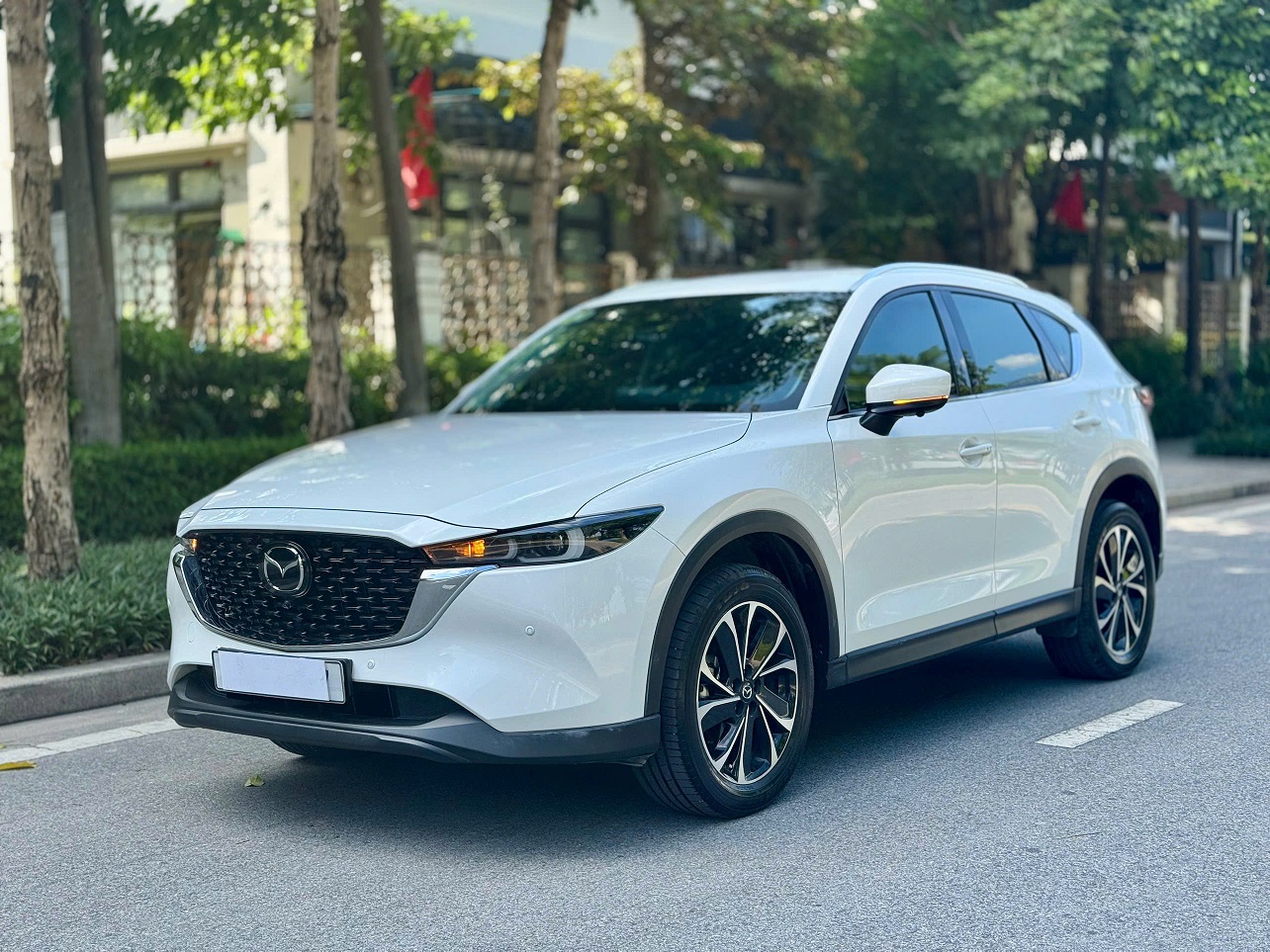 Mazda Cx5 2.0AT Luxury 2025 trắng siêu lướt