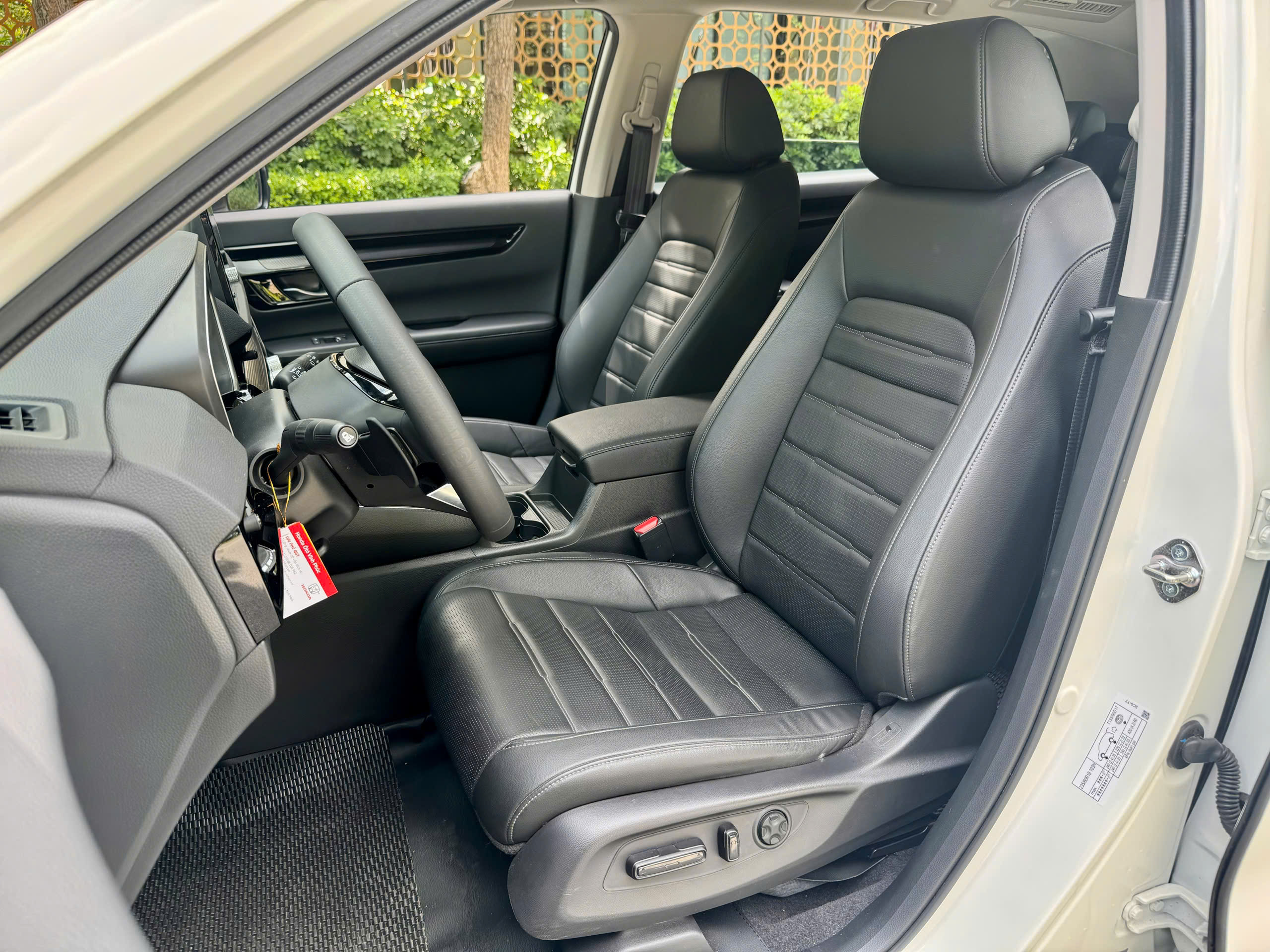 Honda CRV L 1.5 sản xuất 2025 trắng