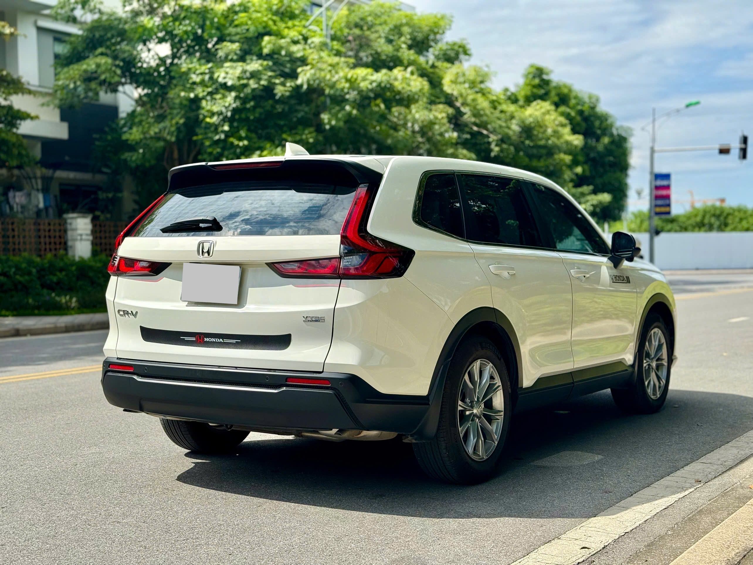Honda CRV L 1.5 sản xuất 2025 trắng