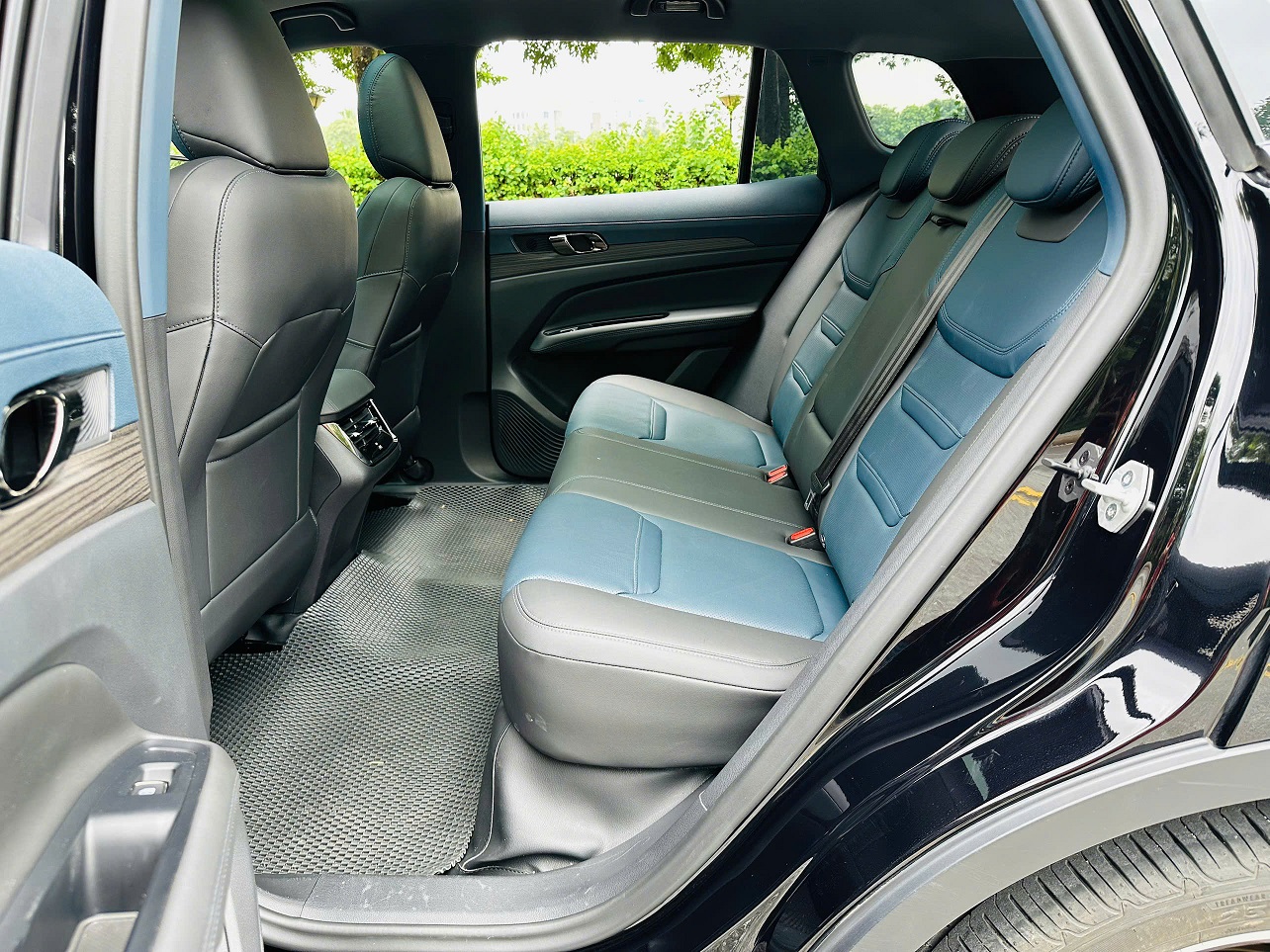 Ford Territory Titanium X 1.5 AT 2025 màu đen