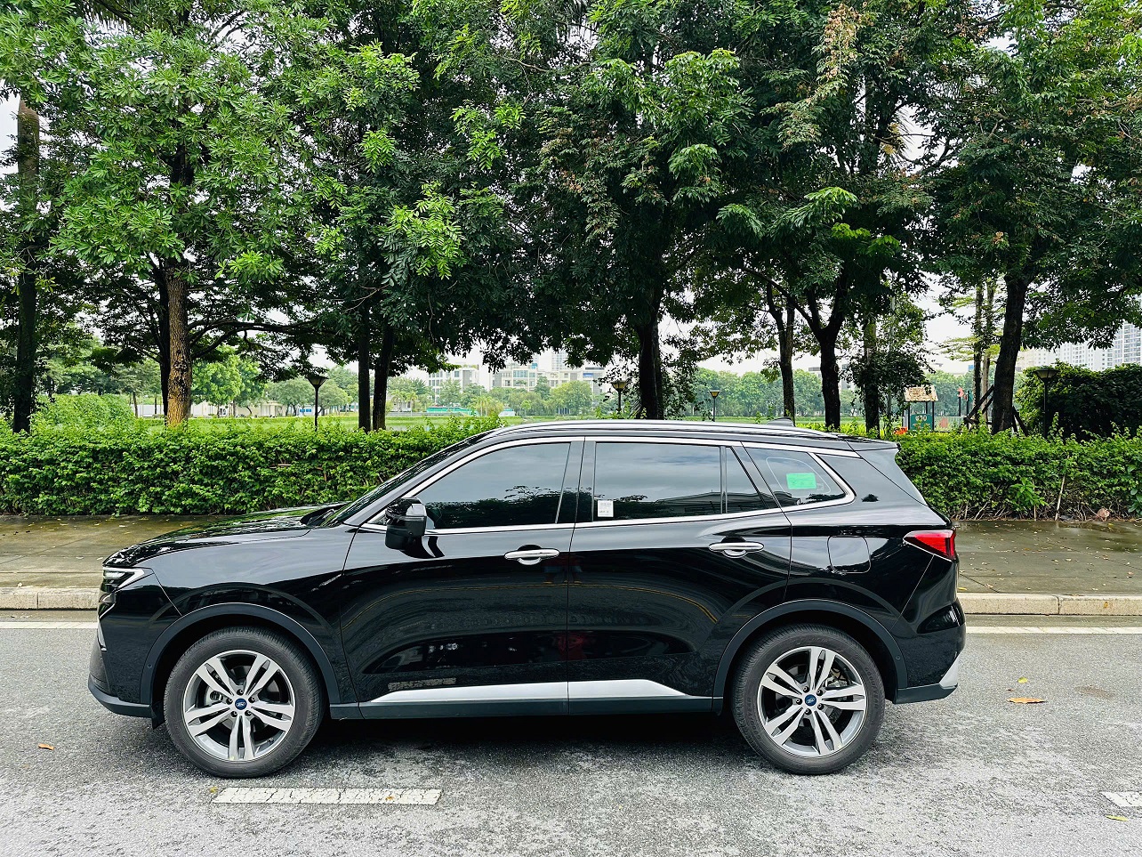 Ford Territory Titanium X 1.5 AT 2025 màu đen