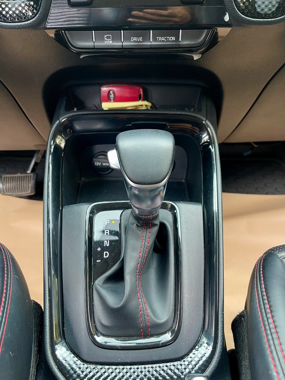 Kia Sonet 1.5 AT Premium 2023 đỏ