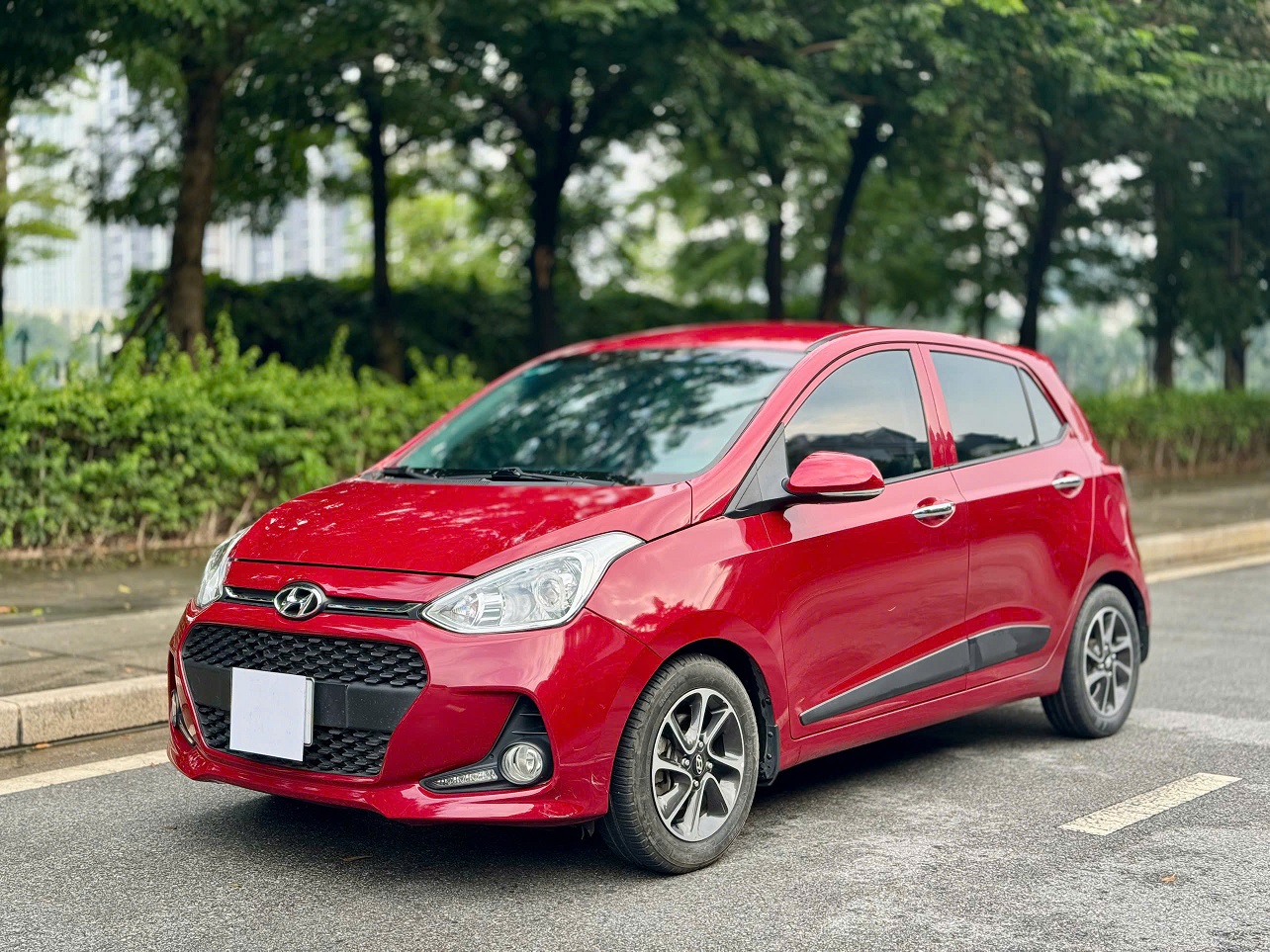 Hyundai I10 1.2AT 2019 đỏ