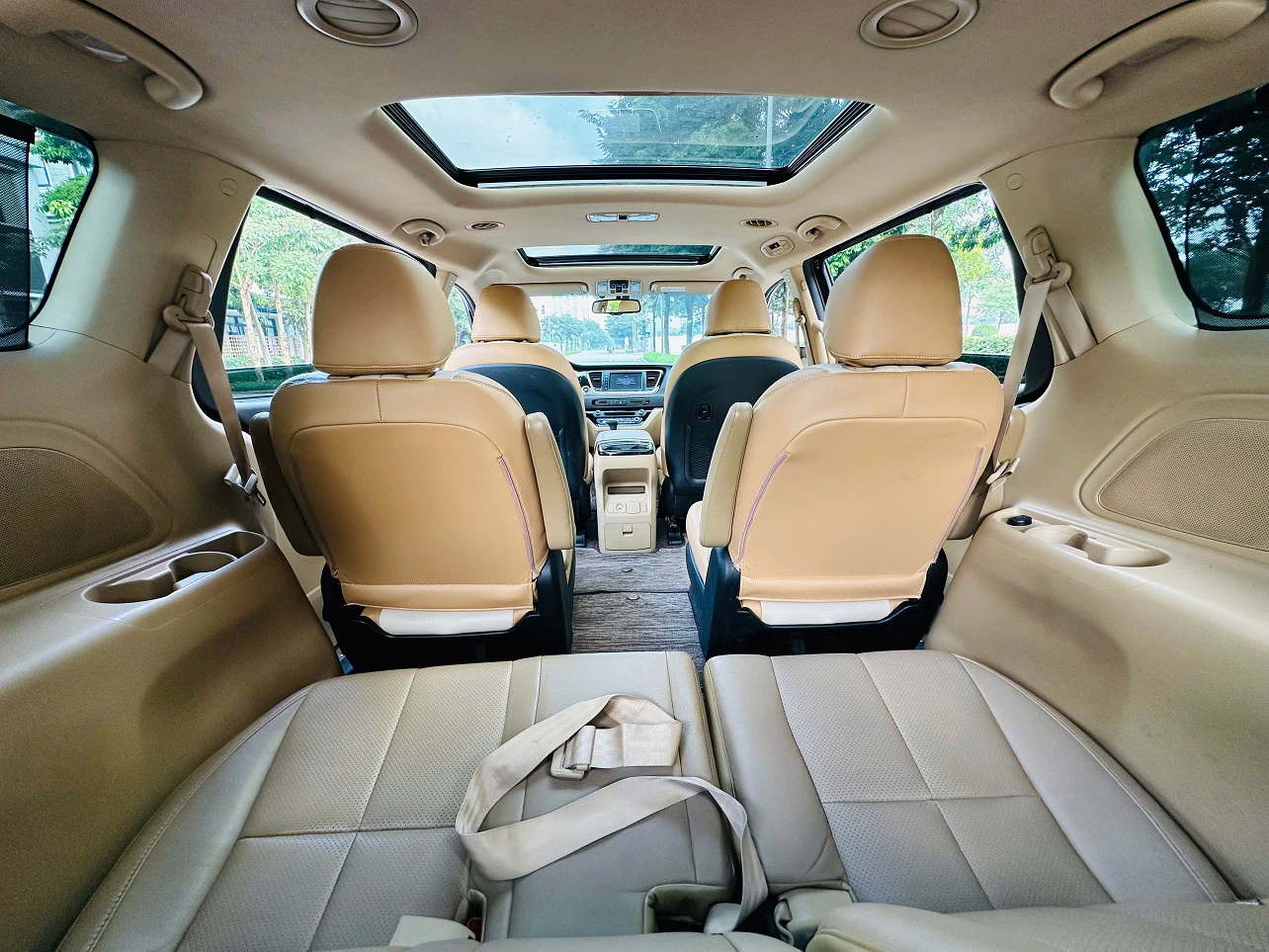Kia Sedona 2.2 DATH Platium D 2019 màu đen
