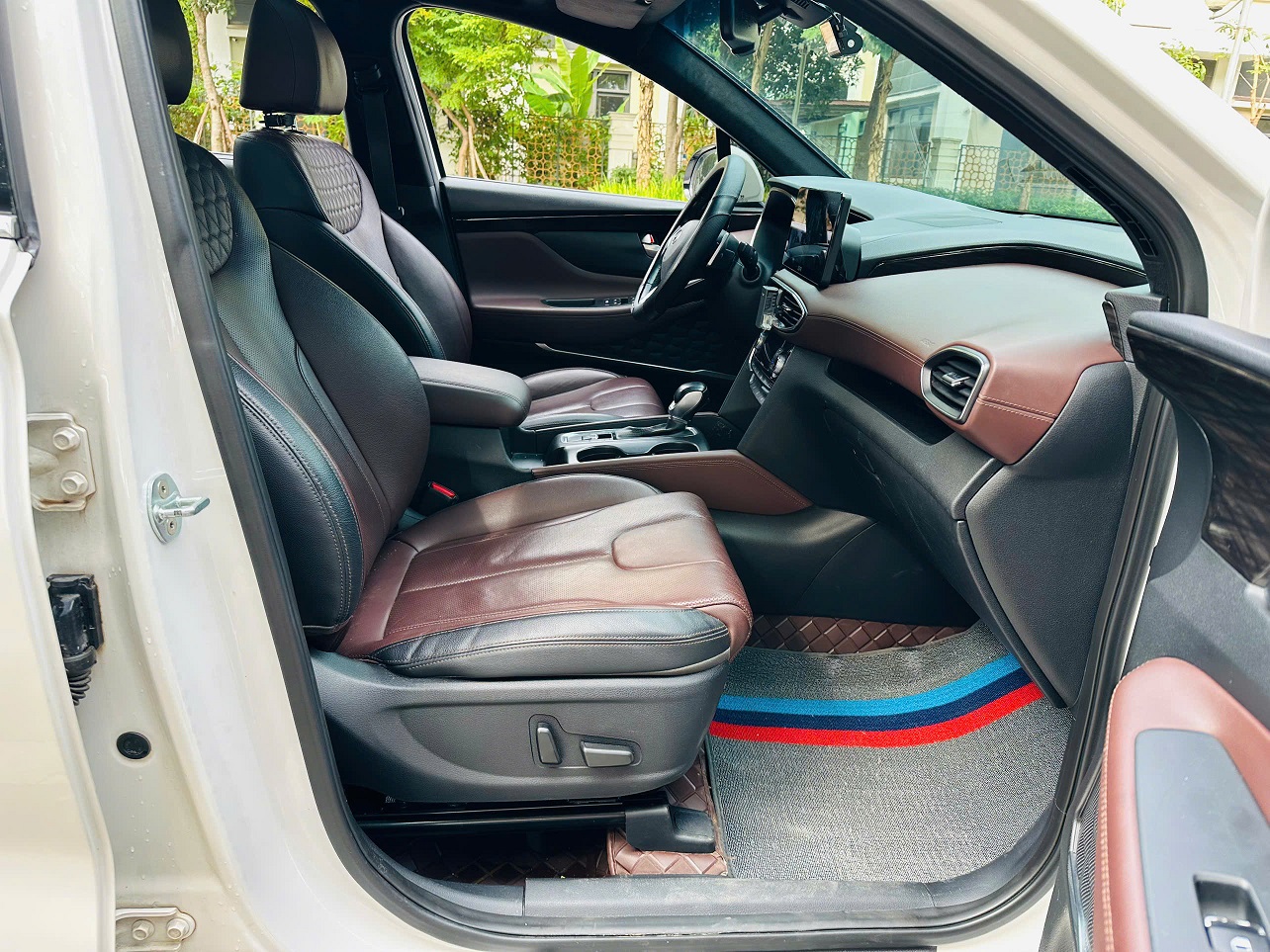 Hyundai Santafe 2.2D Premium 2020 màu trắng