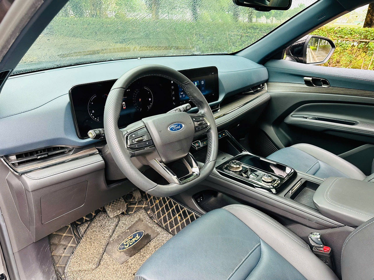 Ford Territory Titanium 1.5 AT 2023 màu đen