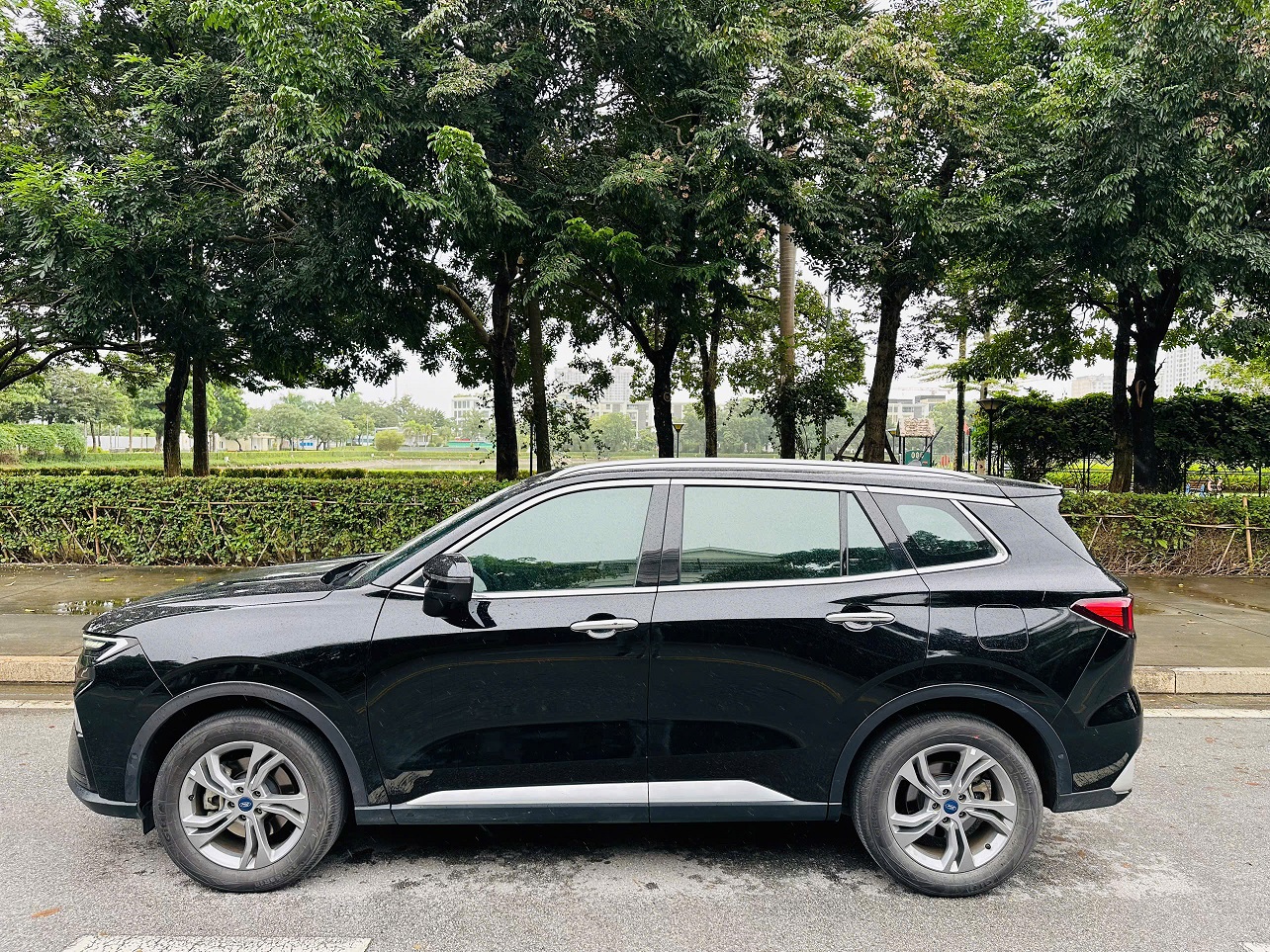 Ford Territory Titanium 1.5 AT 2023 màu đen