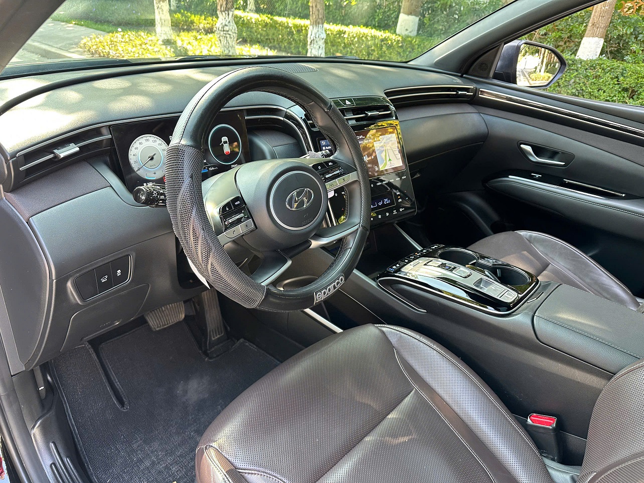 Hyundai Tucson 1.6 AT Turbo HTRAC Đặc biệt 2023 màu đen