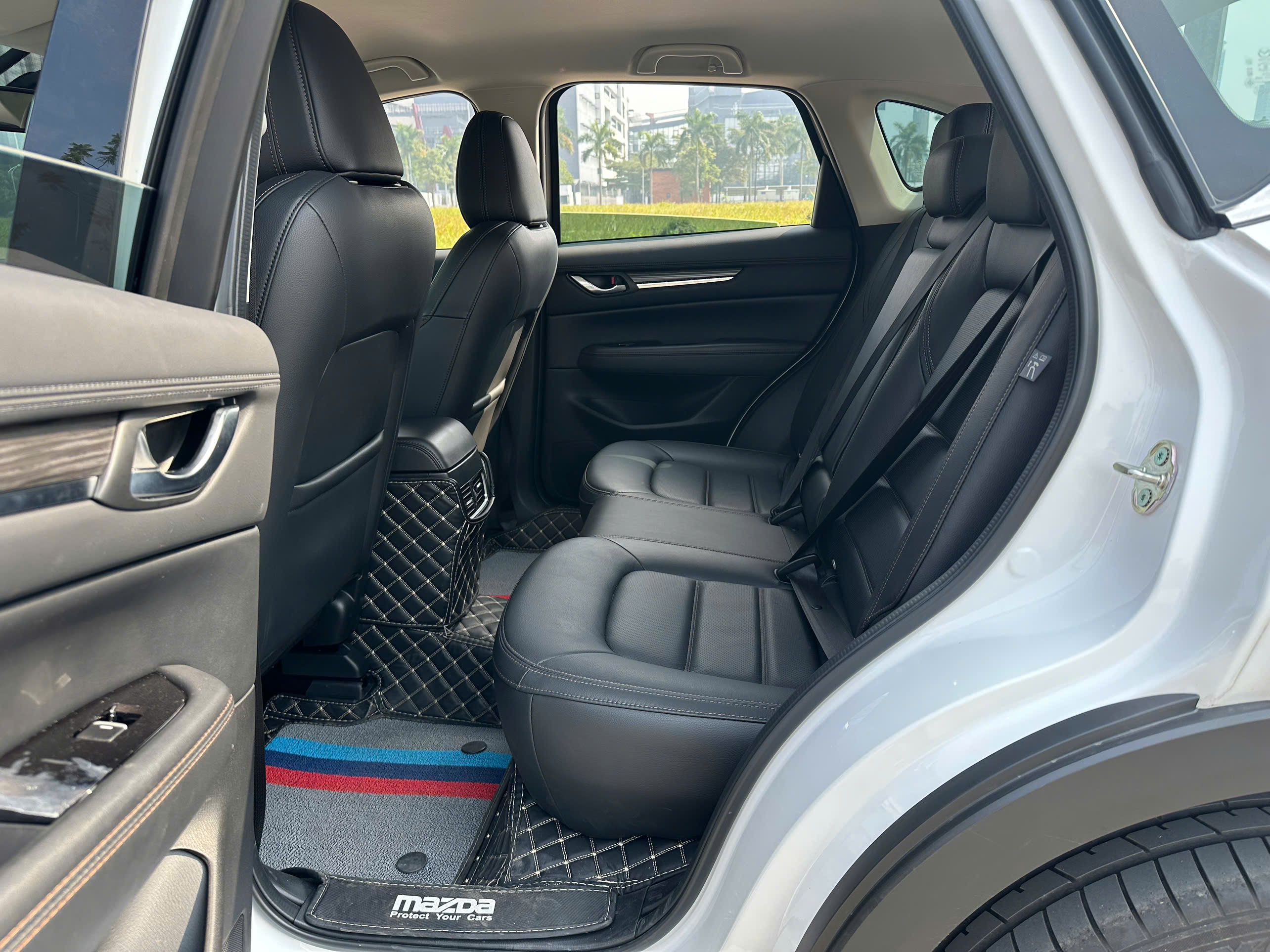 Mazda Cx5 2.0AT Deluxe 2025 trắng siêu lướt