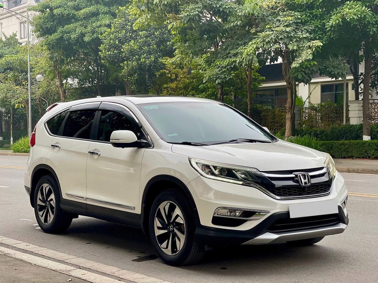 HONDA CRV 2.4AT - 2016 màu trắng