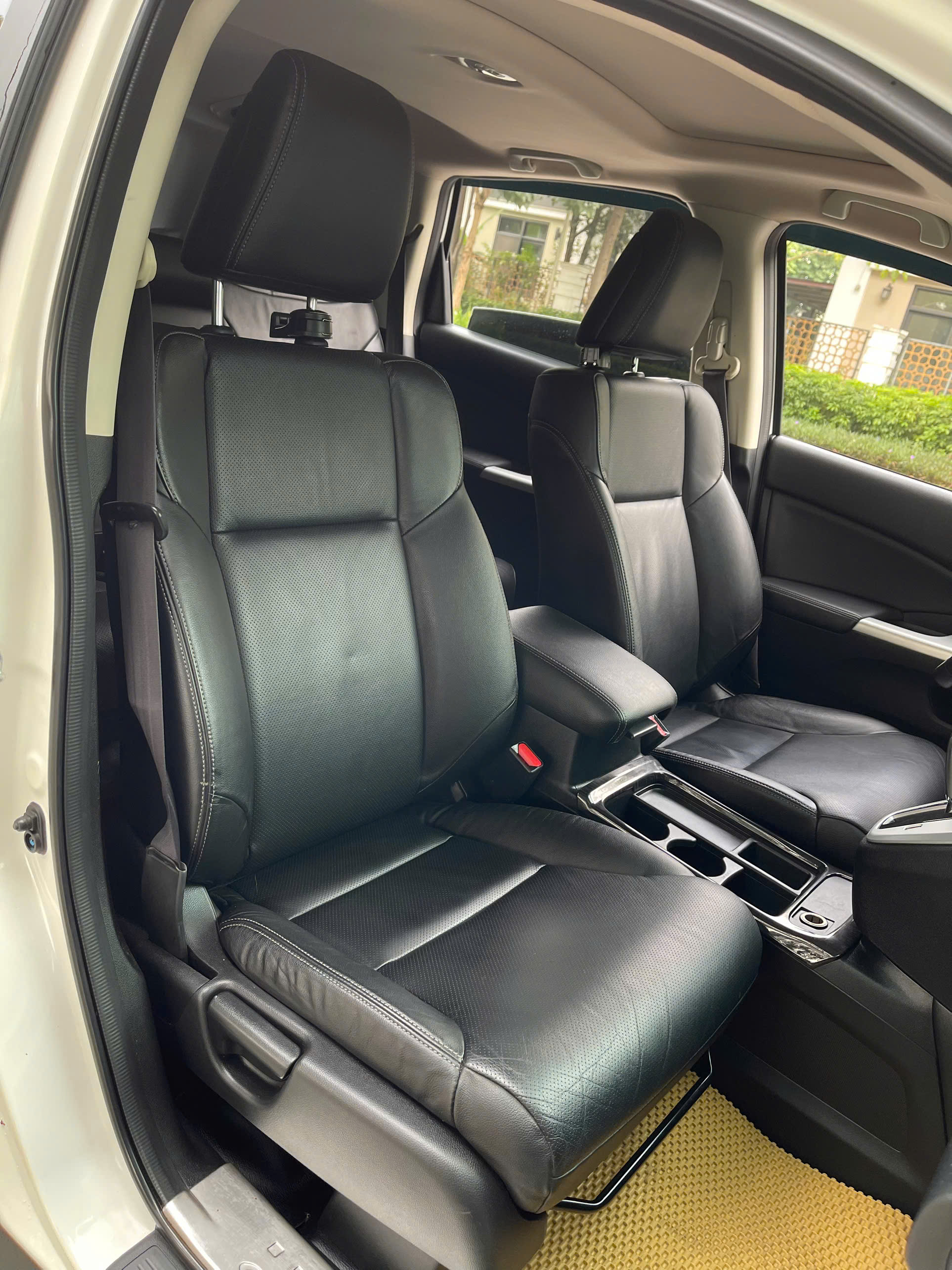 HONDA CRV 2.4AT - 2016 màu trắng