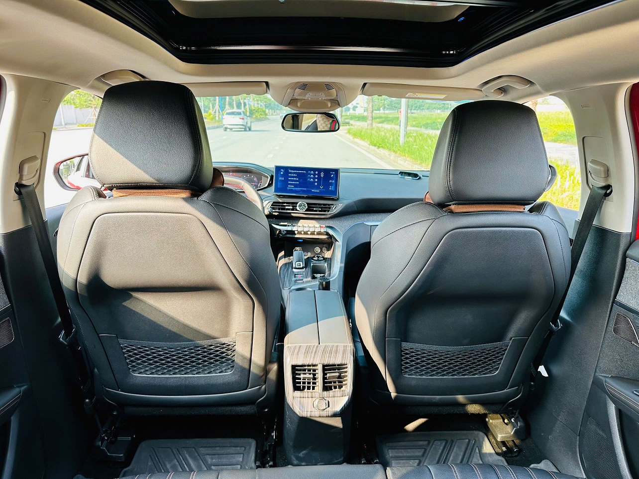 Peugeot 3008 AL 1.6 AT 2021 màu đỏ