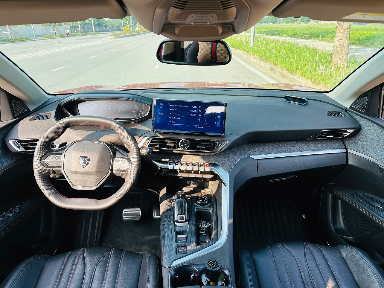 Peugeot 3008 AL 1.6 AT 2021 màu đỏ