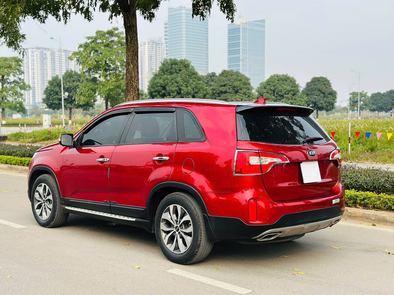 Kia Sorento 2.4 GATH 2018 màu đỏ