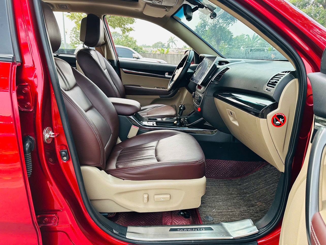 Kia Sorento 2.4 GATH 2018 màu đỏ