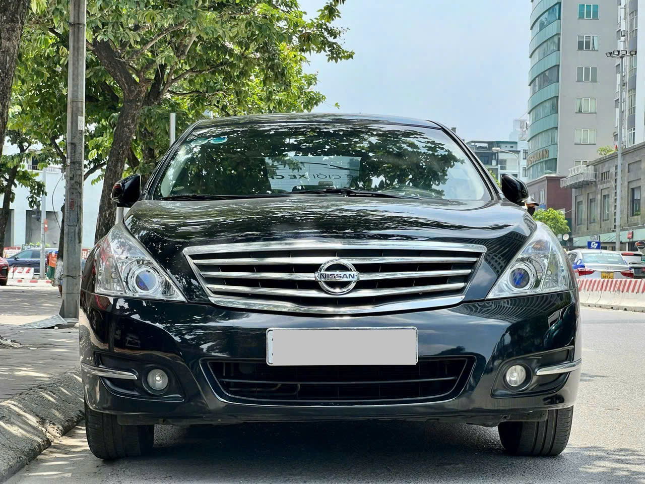 NISSAN TEANA 2.0AT 2010 MÀU ĐEN