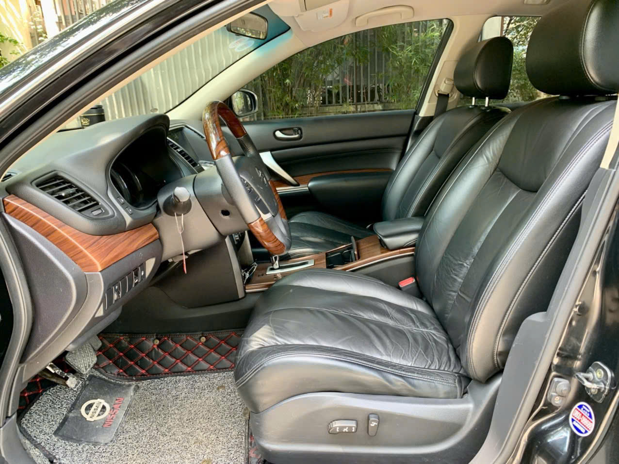 NISSAN TEANA 2.0AT 2010 MÀU ĐEN