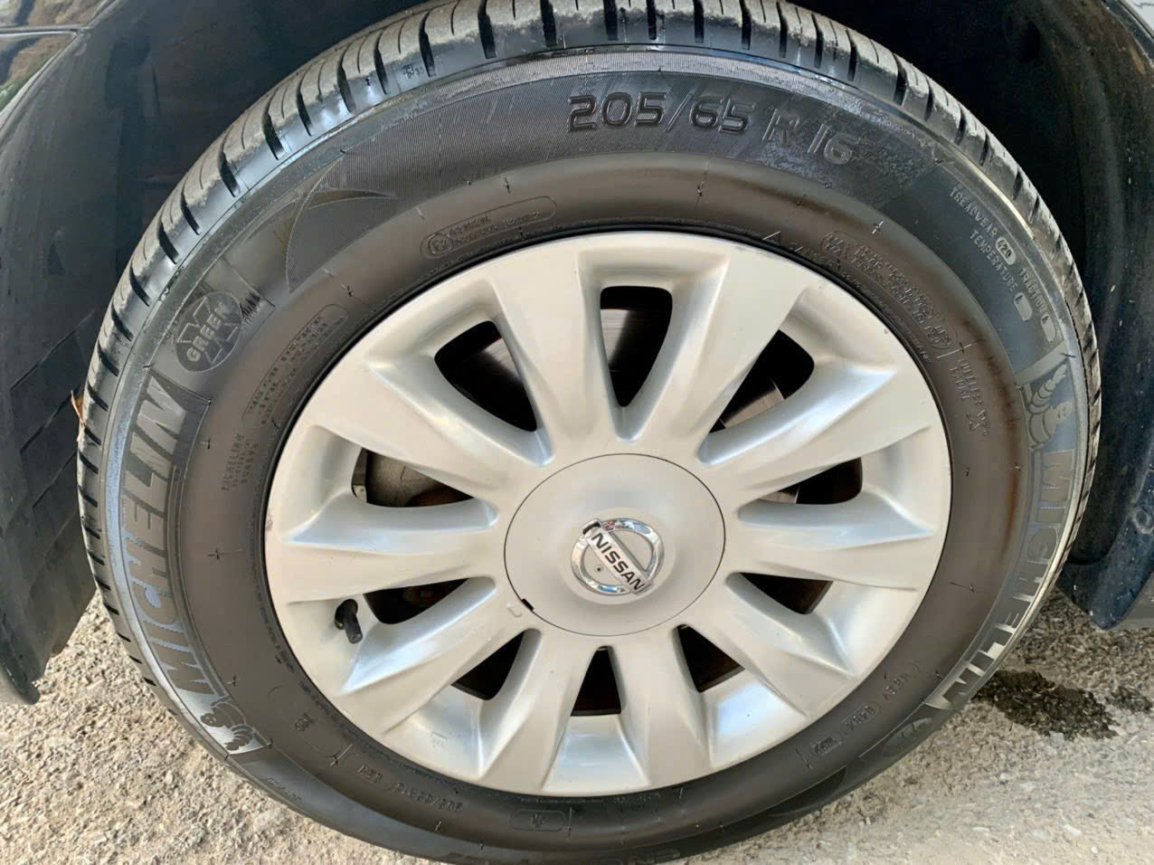 NISSAN TEANA 2.0AT 2010 MÀU ĐEN