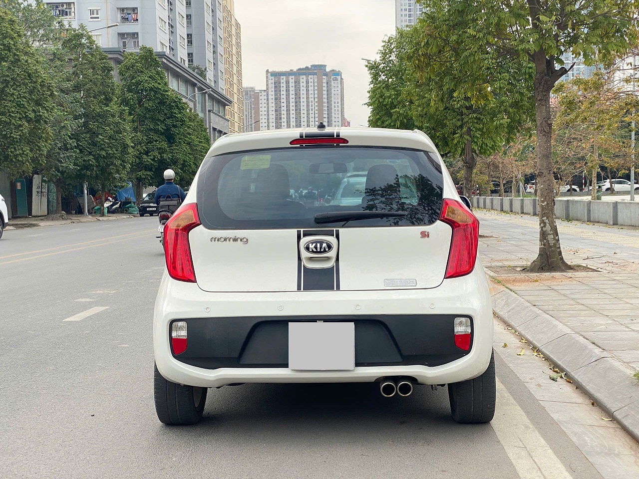 Kia Morning Si 1.2AT sản xuất 2015 trắng