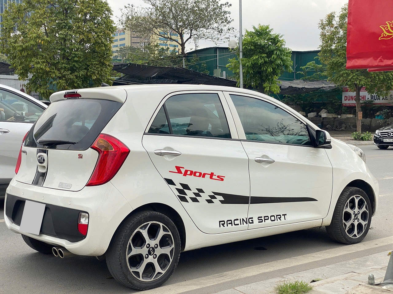 Kia Morning Si 1.2AT sản xuất 2015 trắng